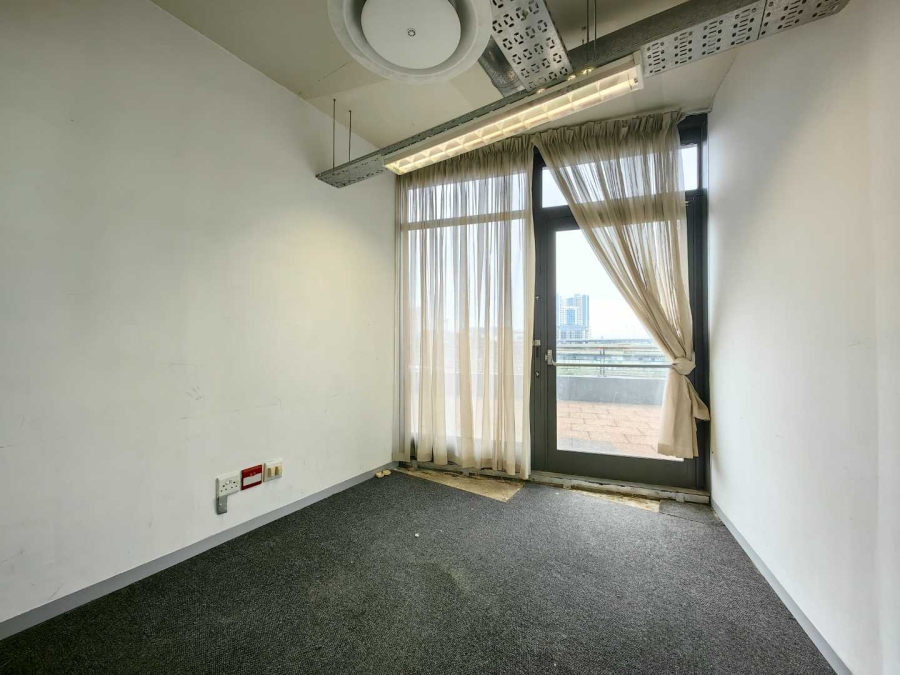 To Let commercial Property for Rent in Woodstock Western Cape